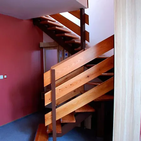 D'angelo 3* プラハ