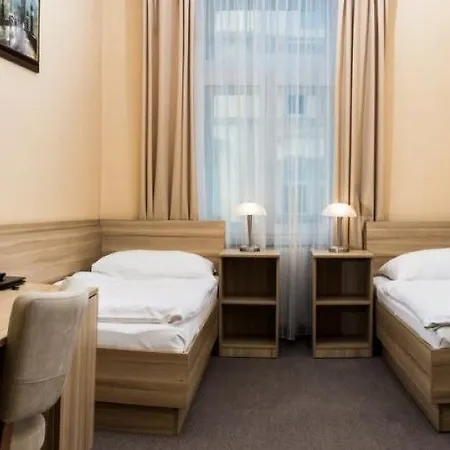 D'angelo 3* プラハ